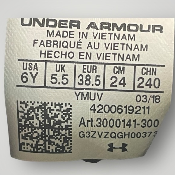 Kids Under Armour sneakers size 6Y - Picture 7 of 7